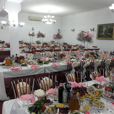 פולטבה Hotel Dubrava מראה חיצוני תמונה