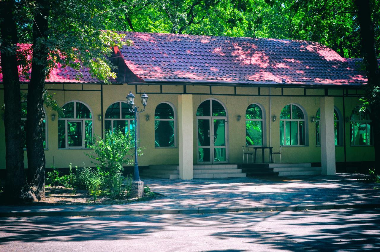 פולטבה Hotel Dubrava מראה חיצוני תמונה