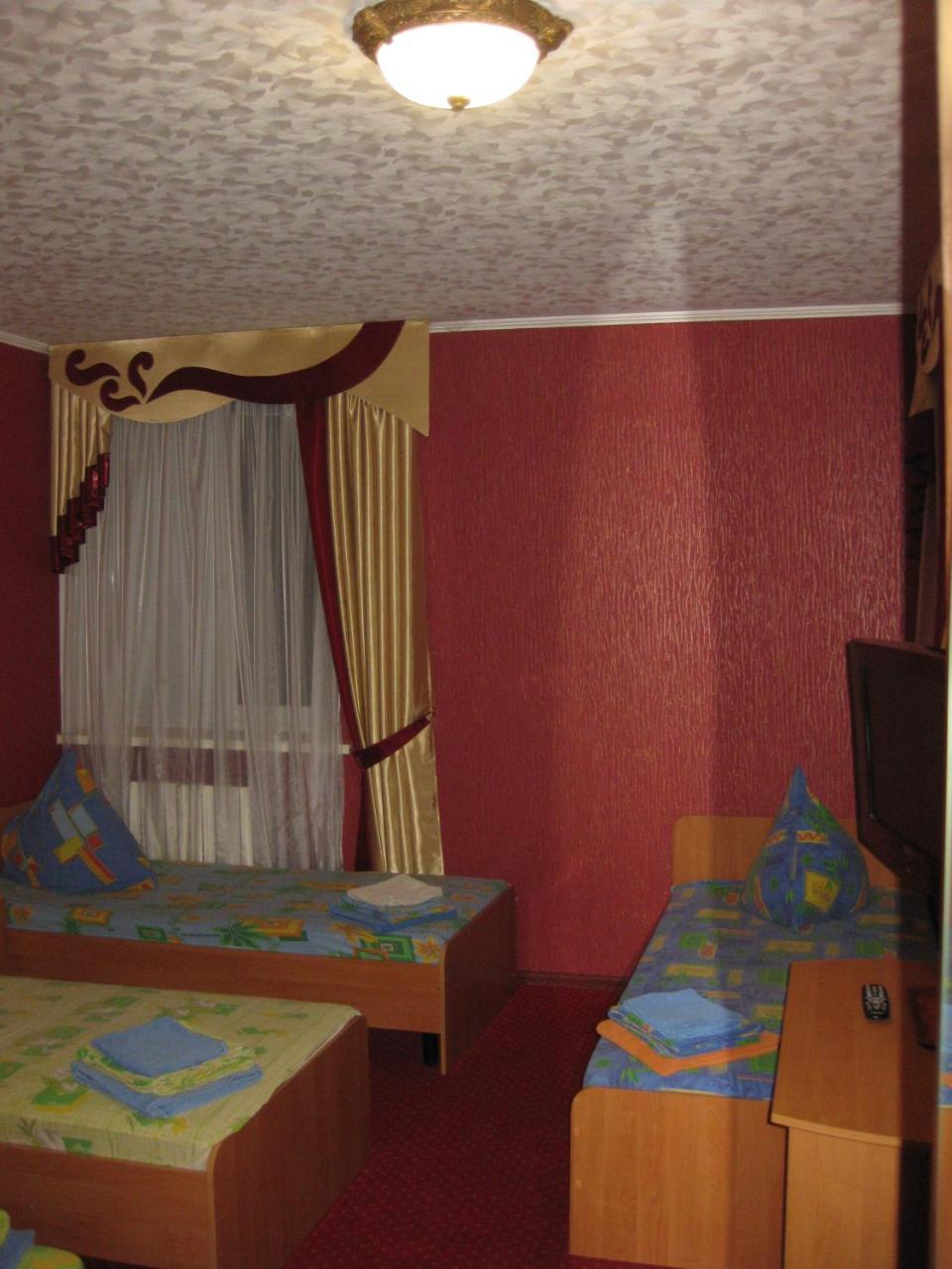 פולטבה Hotel Dubrava מראה חיצוני תמונה