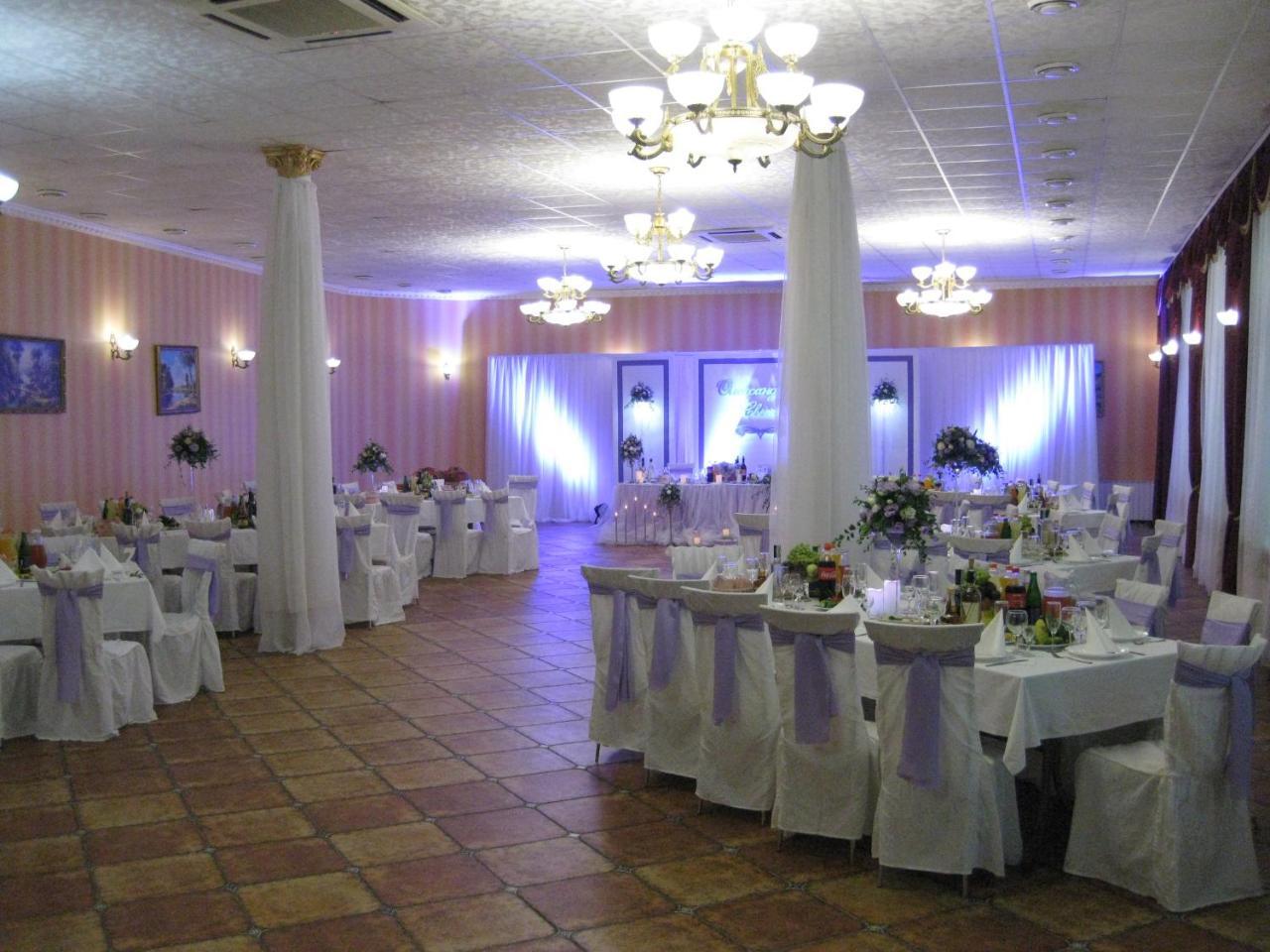 פולטבה Hotel Dubrava מראה חיצוני תמונה