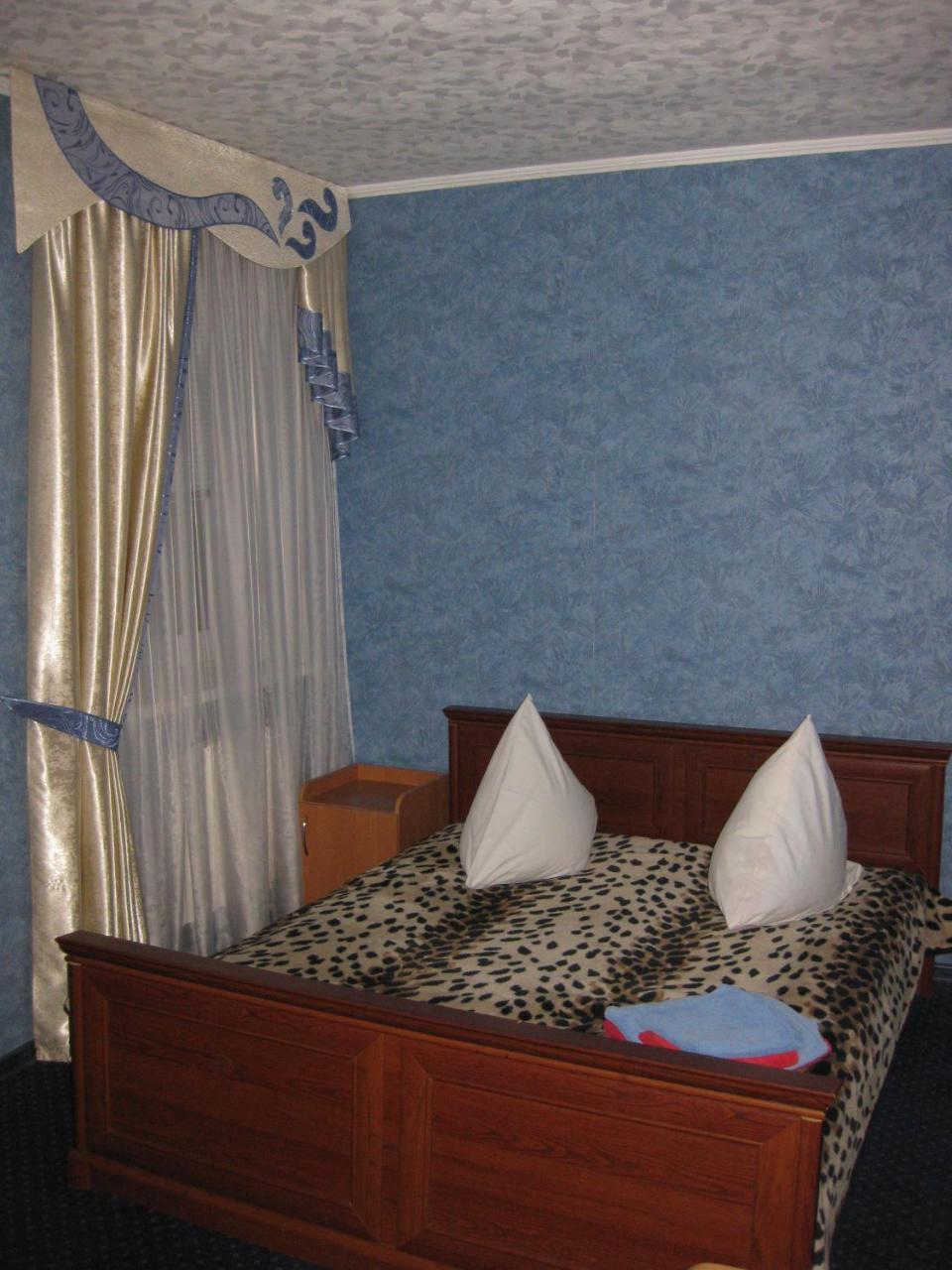 פולטבה Hotel Dubrava מראה חיצוני תמונה